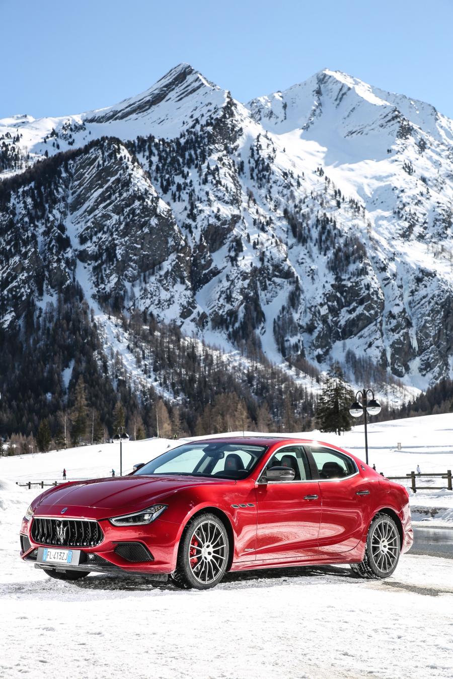  Maserati Ghibli S Q4 GranSport Carbon Pack 2017 года  (фото 28 из 44)